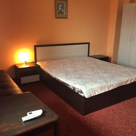 게스트하우스 Edelvais 프리모르스코