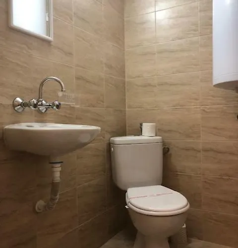 Edelvais Гостьовий будинок Приморсько