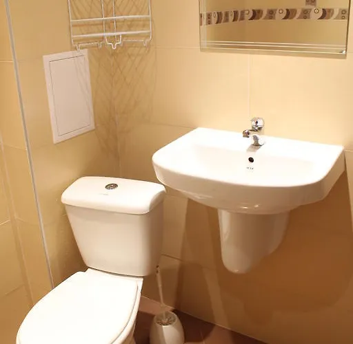 Гостевой дом Edelvais 2*